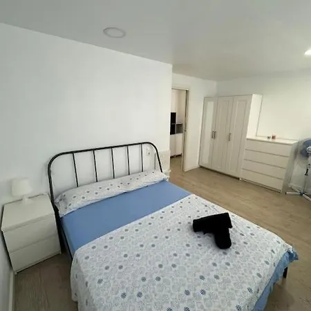 Apartamento Moderno Cid アパート *